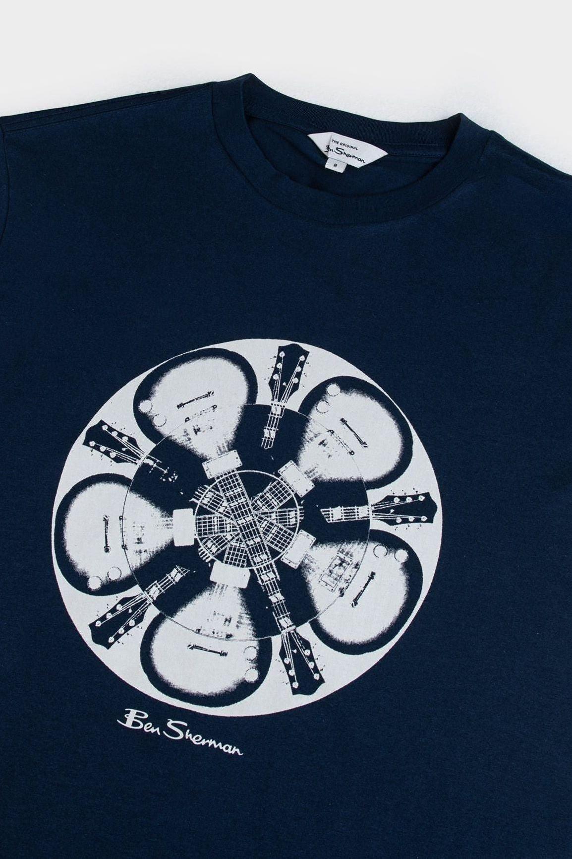 GUITAR ILLUSION TEE - Navy