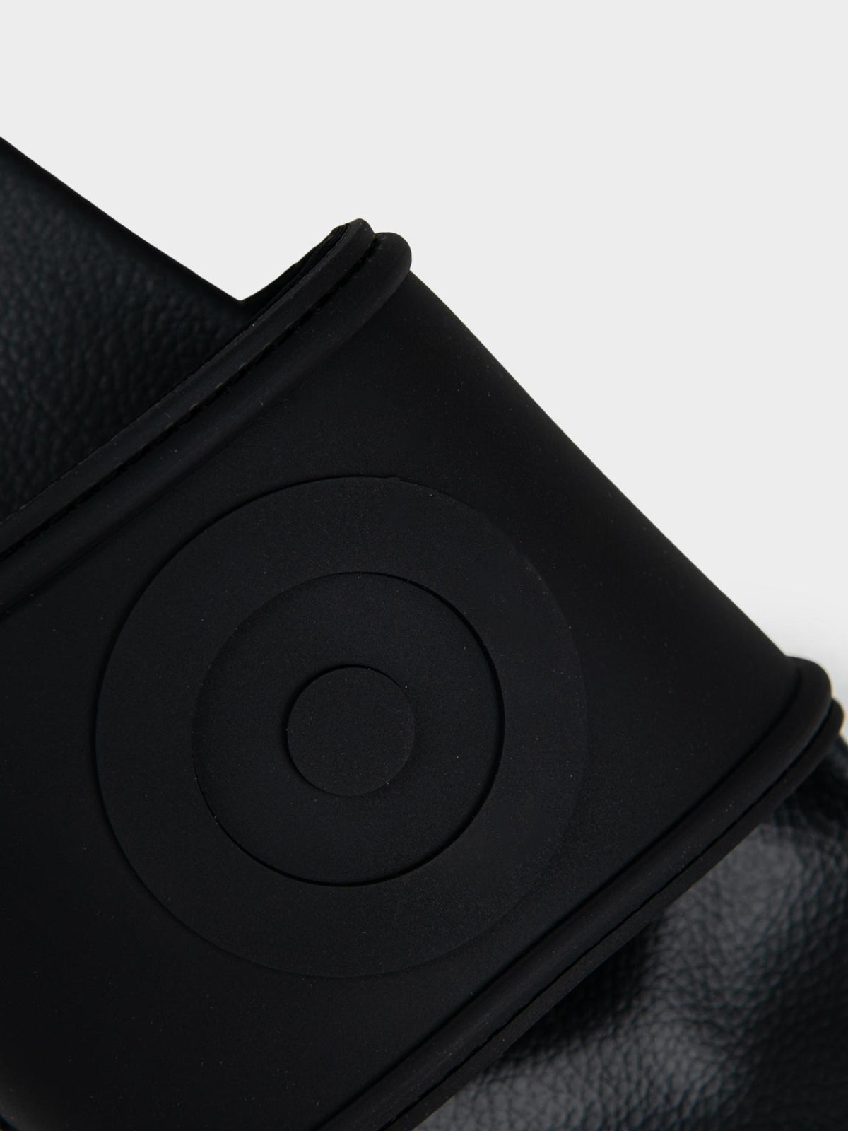 Target Embossed Slides – Black | Ben Sherman South Africa