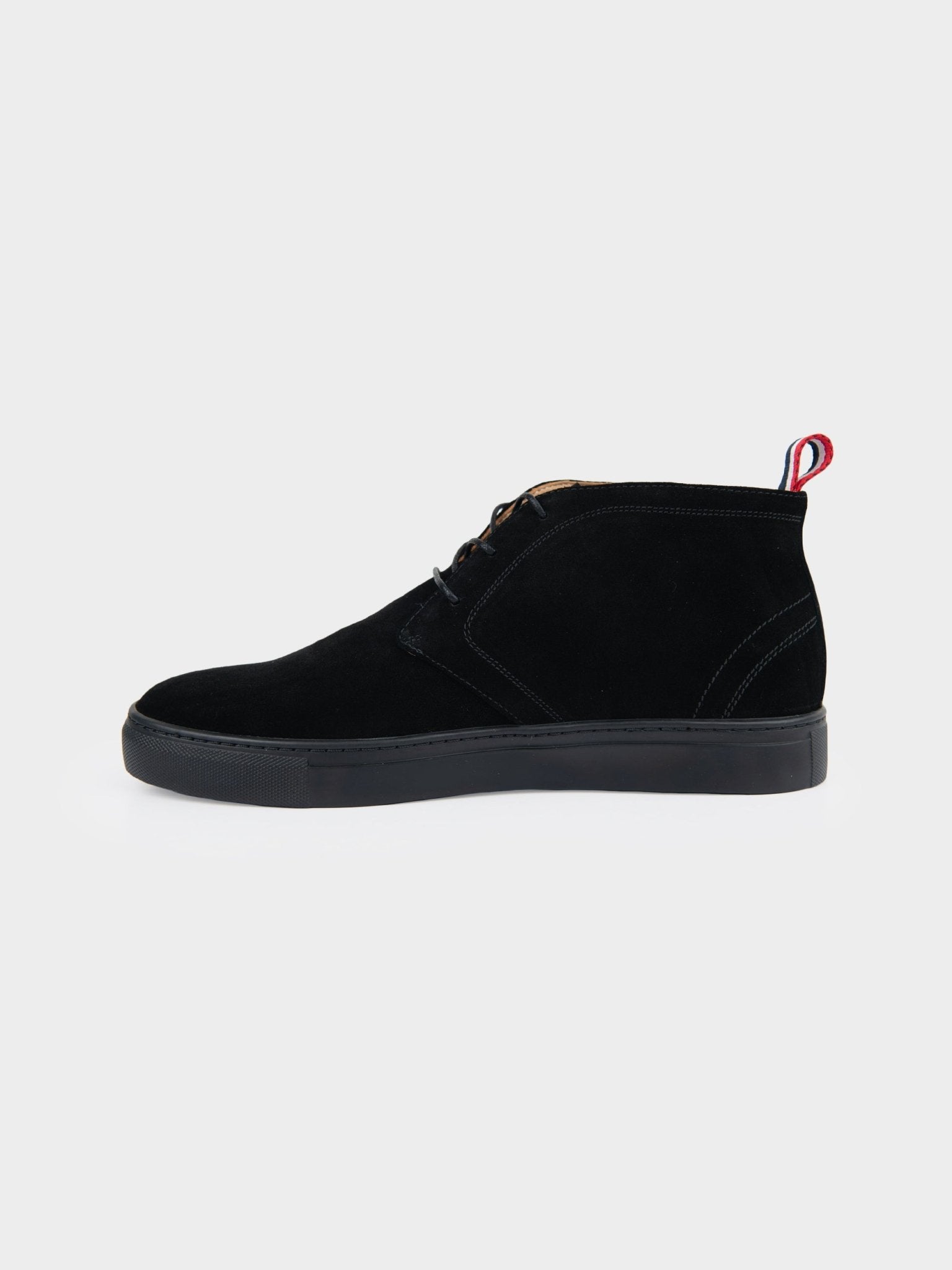 Ben Sherman Sugarman suede chukka boot in black, inner side view with heel tab