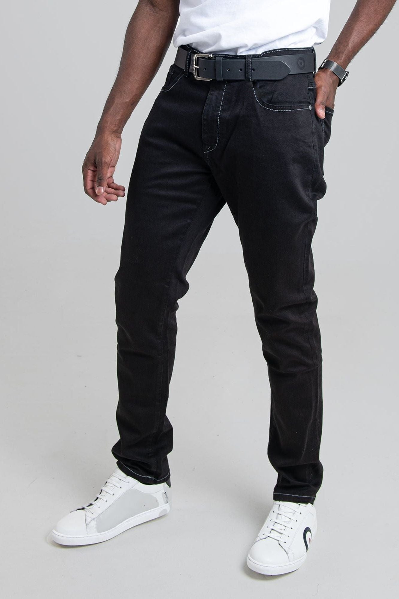 Straight Leg Classic Fit Denim - Black
