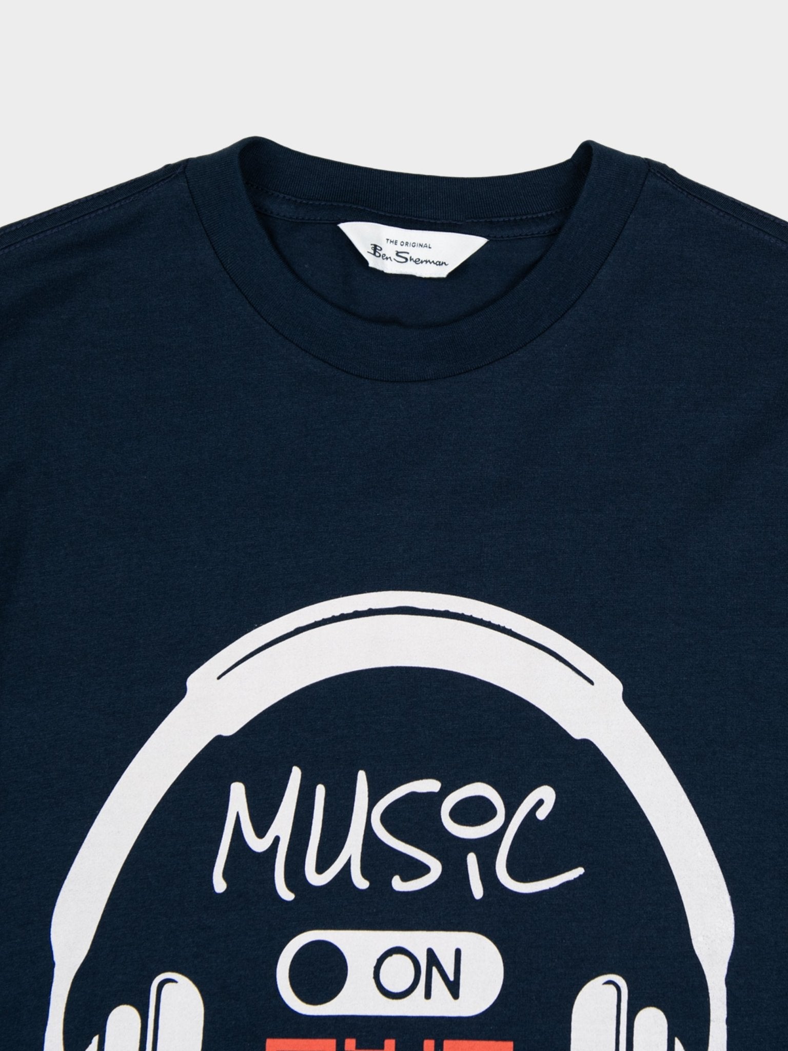MUSIC QR CODE TEE - NAVY