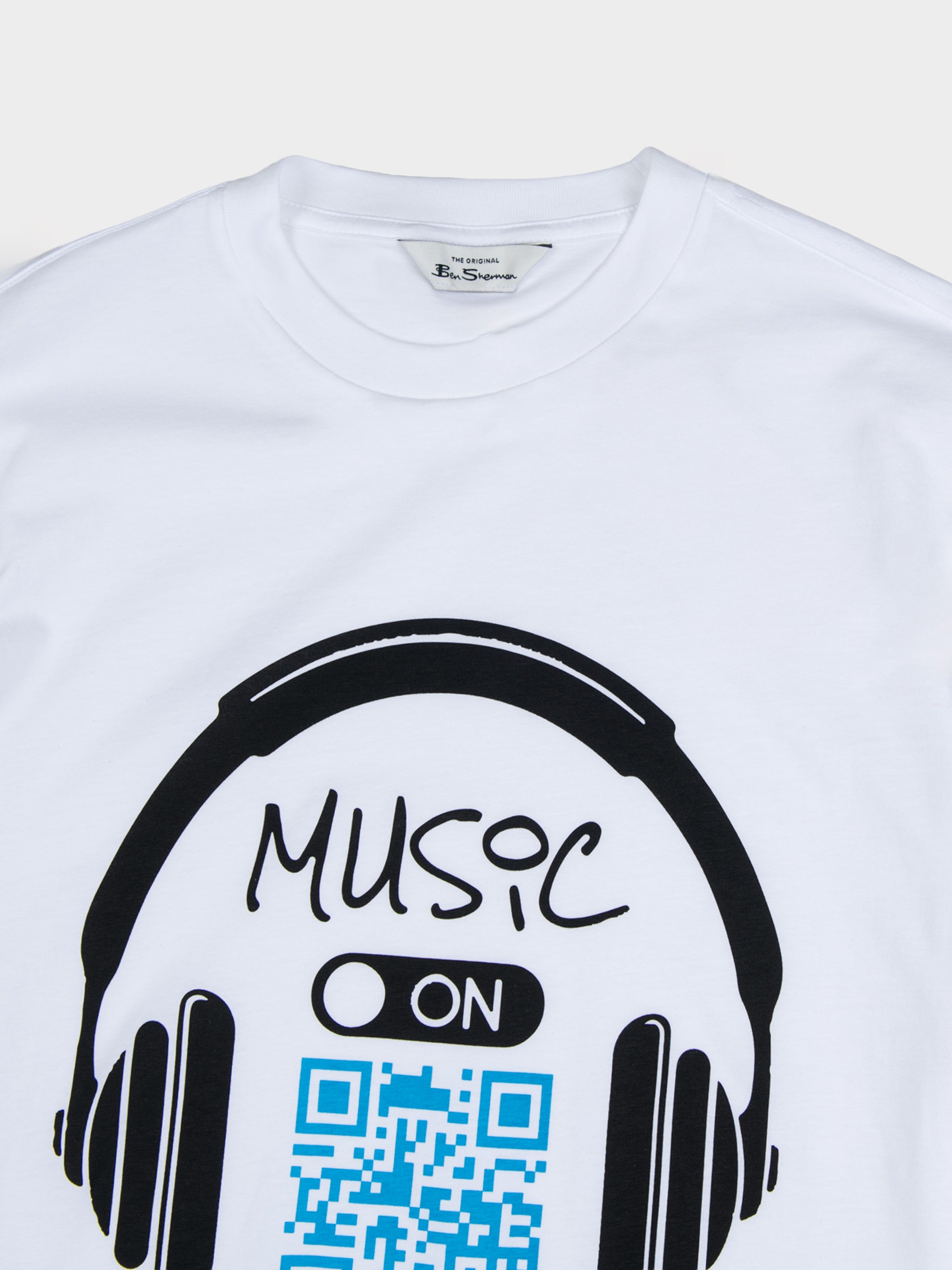MUSIC QR CODE TEE - WHITE