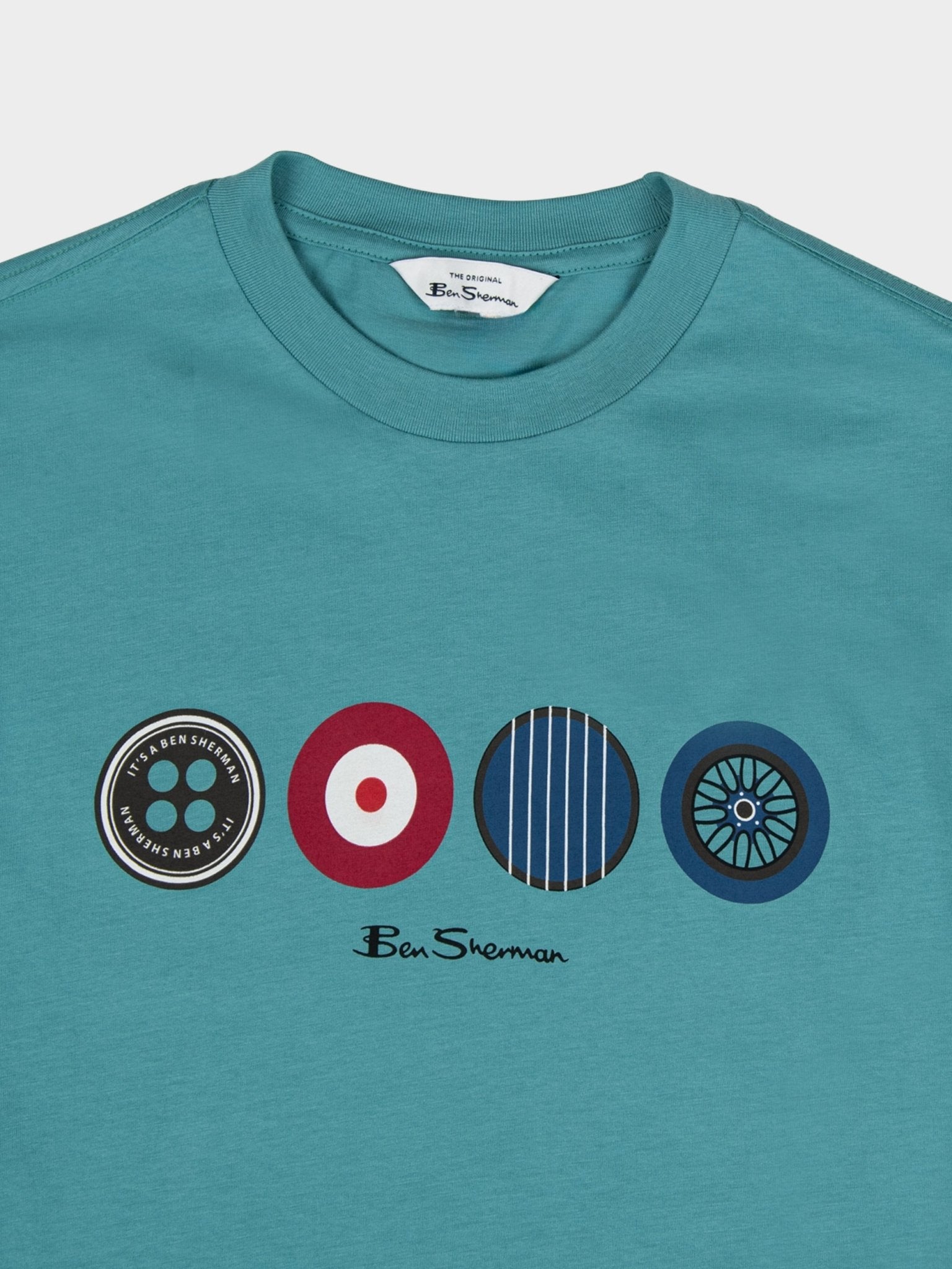 Close-up of Ben Sherman It's a Ben Sherman Tee Aqua Teal – detail of mod-heritage graphic print featuring British-inspired design icons