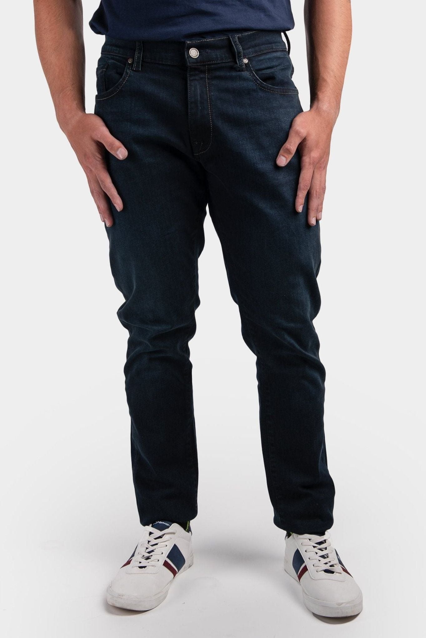 Straight Leg Classic Fit Denim - Blue/Black