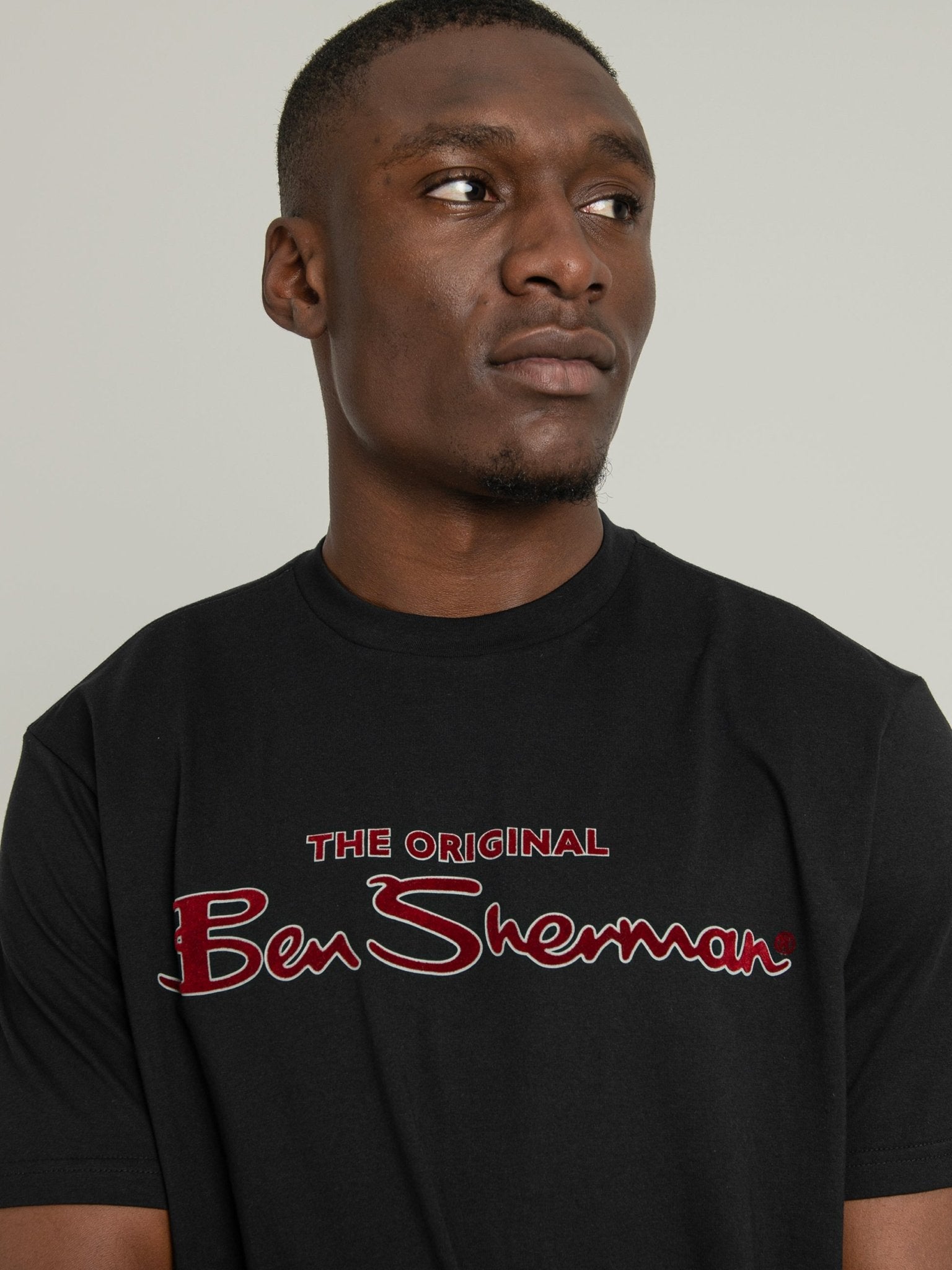 Signature Script Tee - Black