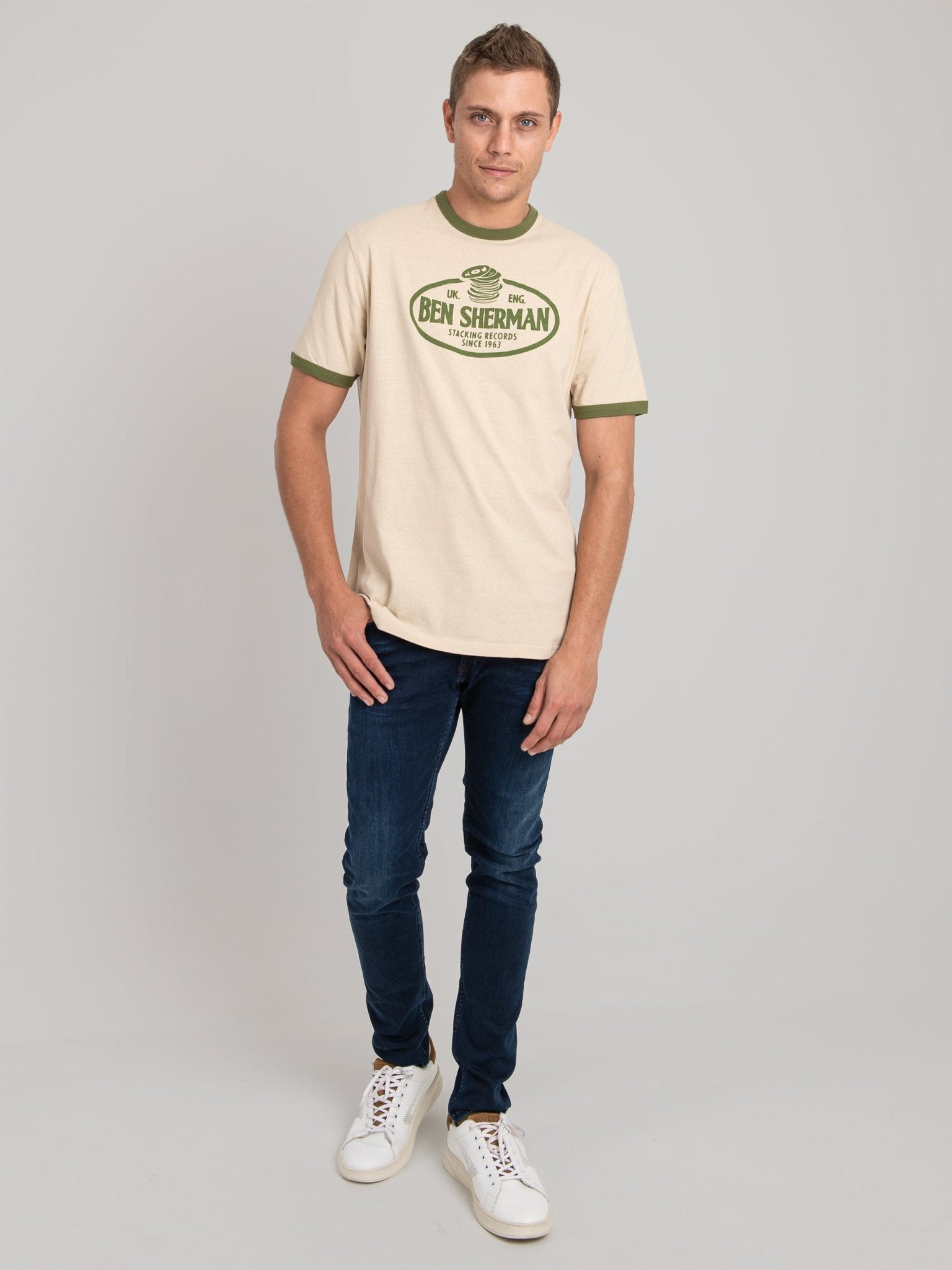 River Brand Driver Tee - Beige/Loden Green